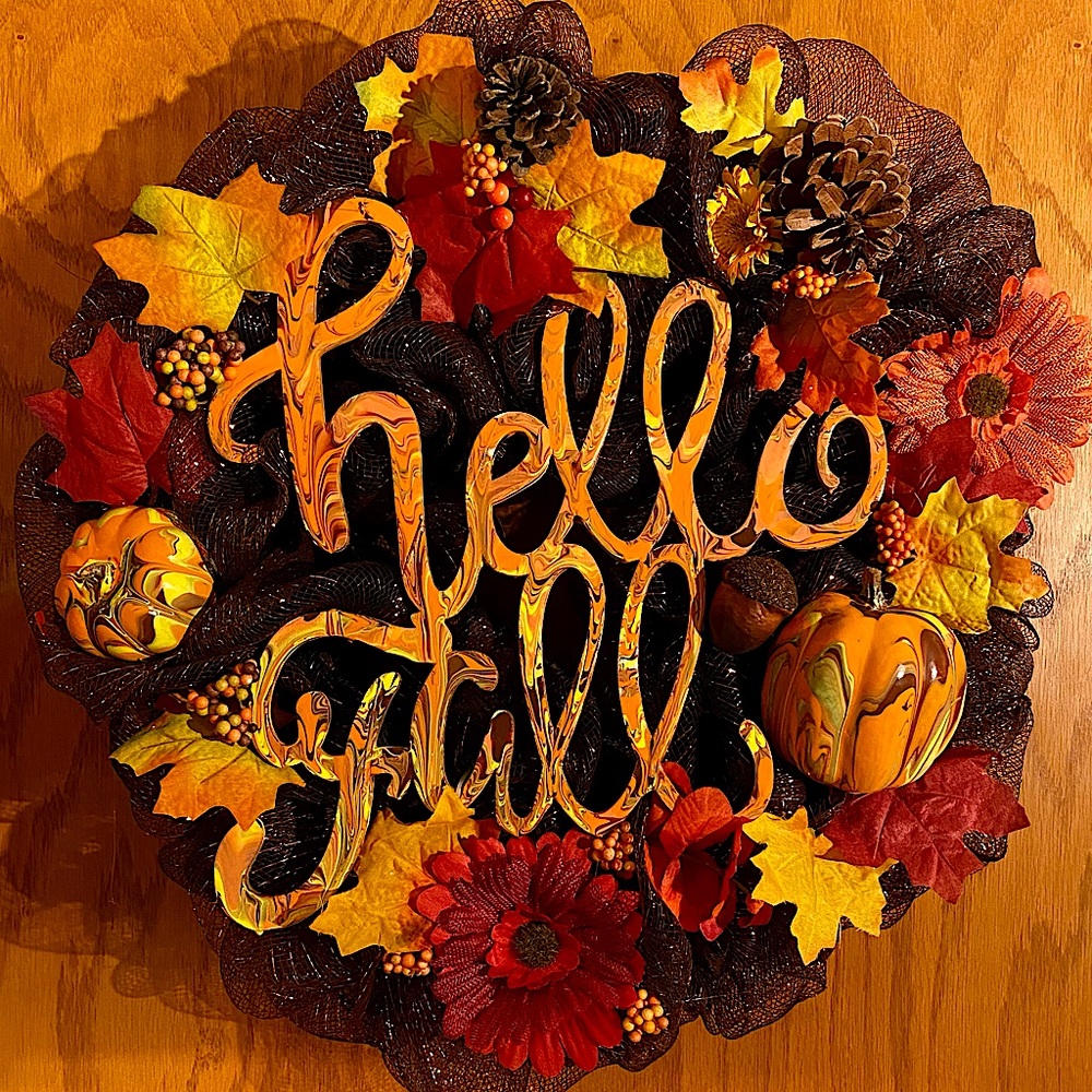 Dress your door or wall up for the season